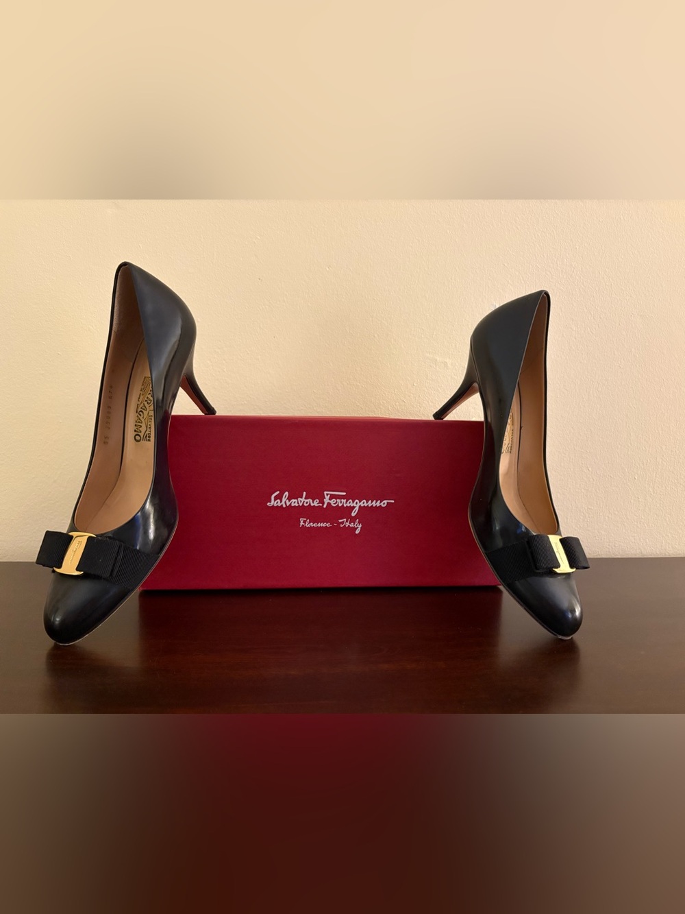Salvatore Ferragamo Black Vara Bow Leather 3” Pumps